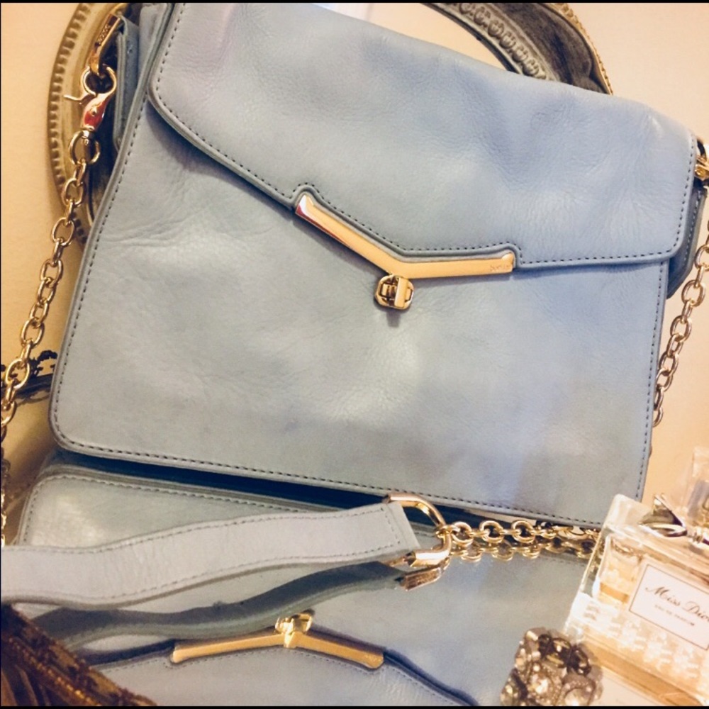 “Botkier “ Envelope Handbag w/ Gold Chianstrap •